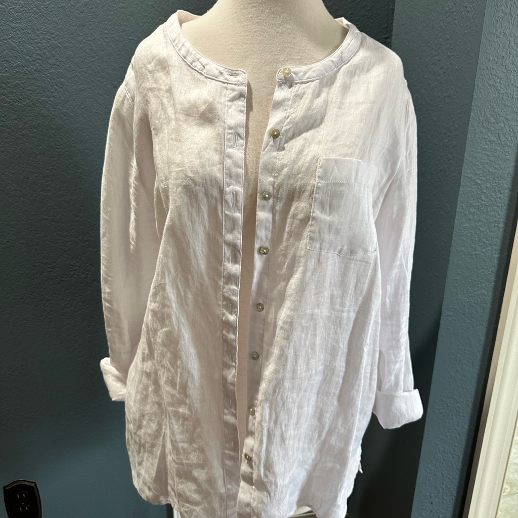 So Grid Olsen Button Down